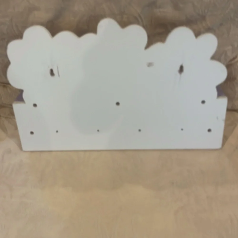 Y2K wooden shelf pegs flowers girls pink white purple